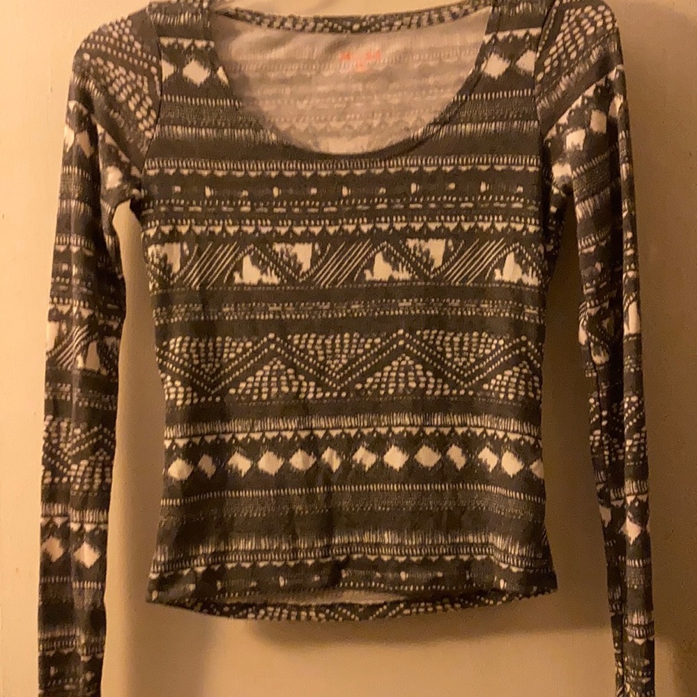 Mudd Women Long Sleeve Tee-Shirt